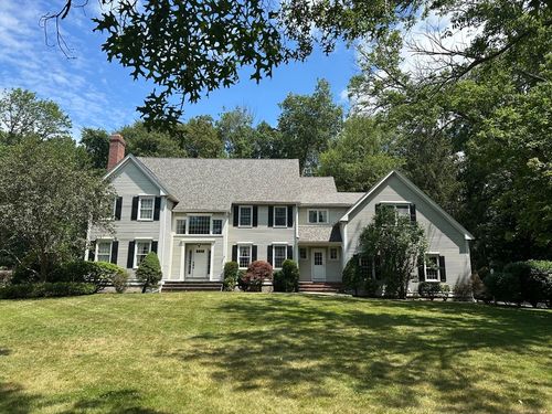 51 Bogle St, Weston, MA, 02493-1001 | Card Image