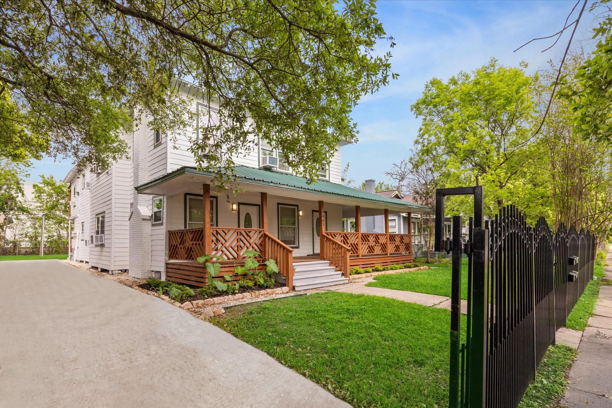 Residential Income in Houston 3