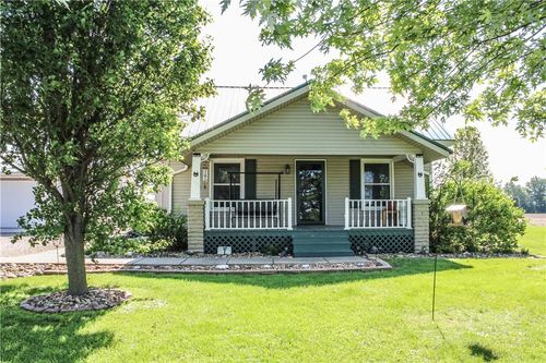 1084 County Road 100 E, Neoga, IL, 62447-2502 | Card Image