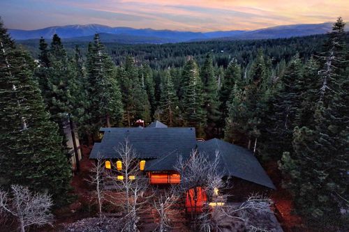 12705 Falcon Point Pl, Truckee, CA, 96161-6448 | Card Image