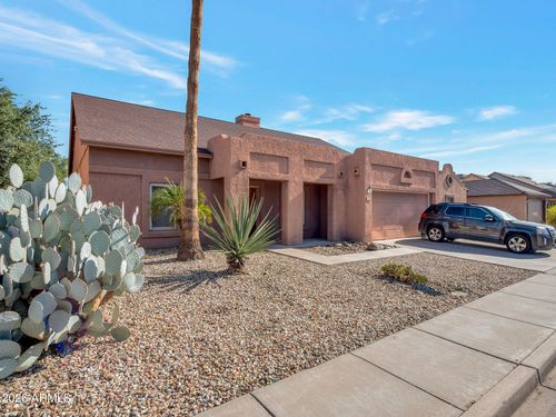 4220 W Creedance Blvd, Glendale, AZ, 85310-4072 | Card Image