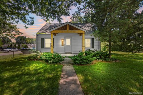 19210 Poinciana, Redford, MI, 48240-1648 | Card Image