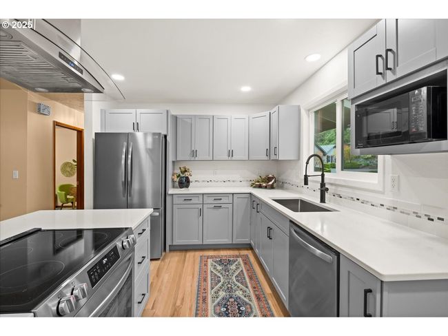 4819 Sw Hamilton St, House other with 4 bedrooms, 3 bathrooms and 2 parking in Portland OR | Image 10
