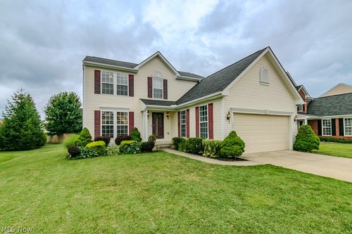 526 Deerwood Ct, Painesville, OH, 44077-6130 | Card Image
