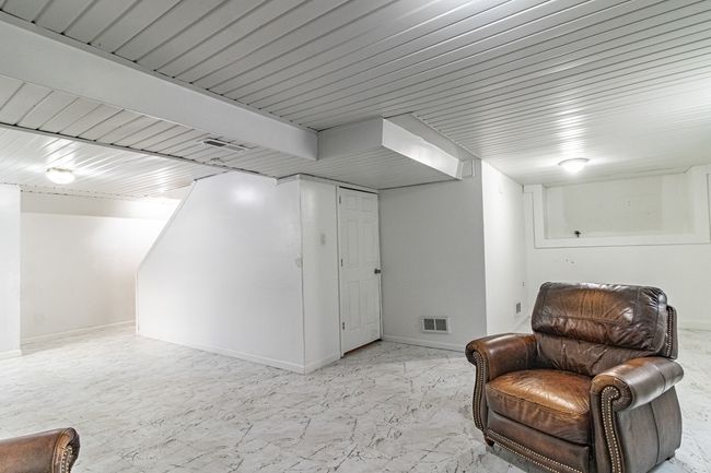 2418 Phillip Dr, House other with 5 bedrooms, 4 bathrooms and 2 parking in Zion IL | Image 30