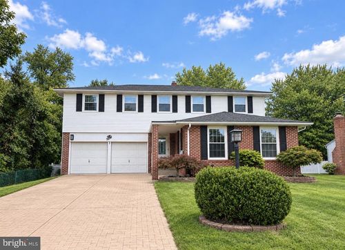 3 Stonebridge Rd, Cherry Hill, NJ, 08003-1222 | Card Image