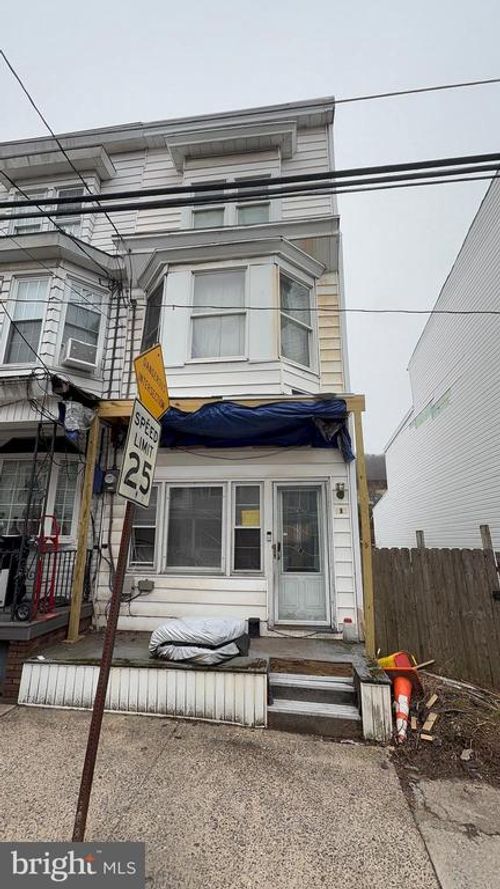 316 W Mahanoy Street, MAHANOY CITY, PA, 17948 | Card Image