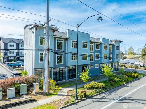18449 1st Avenue S, Normandy Park, WA, 98148 | Card Image