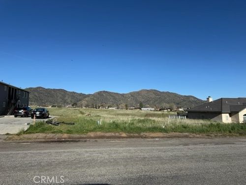 21727 Golden Star Boulevard, Tehachapi, CA, 93561 | Card Image