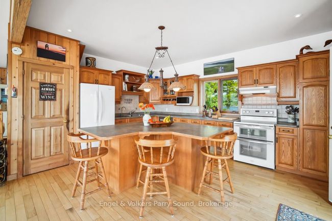 1 Three Tree Island, House other with 4 bedrooms, 2 bathrooms and null parking in Mcdougall ON | Image 10