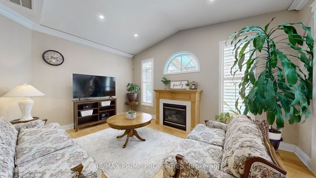 869 Strouds Lane, House other with 5 bedrooms, 4 bathrooms and 4 parking in Pickering ON | Image 10