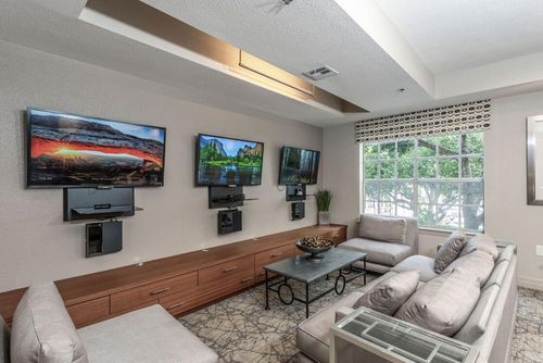 apt-427-5800 Woodway Dr, Houston, TX, 77057-1512 | Card Image