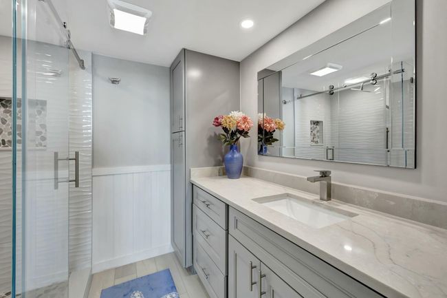 UNIT-402 - 15 Royal Palm Way, Condo with 2 bedrooms, 2 bathrooms and null parking in Boca Raton FL | Image 29