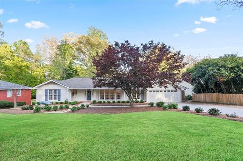 4555 Runnemede Rd Nw, Atlanta, GA, 30327-3407 | Card Image