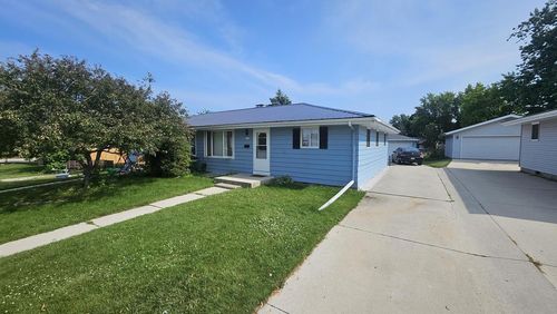 1319 Greenfield Avenue, Sheboygan, WI, 53081 | Card Image