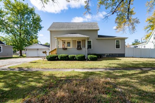 515 N Guthrie St, Gibson City, IL, 60936-1131 | Card Image