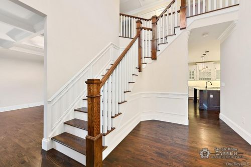 11 Gracemere, Tarrytown, NY, 10591-6208 | Card Image