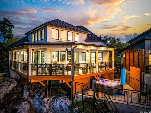 889 Glenn Dr, Canyon Lake, TX, 78133-6390 | Card Image