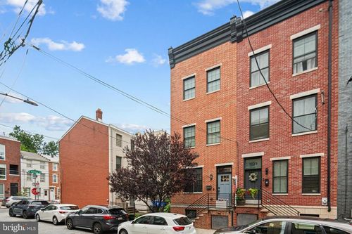 1031 Earl St, PHILADELPHIA, PA, 19125-4207 | Card Image