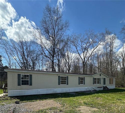 143 W Beechwood Rd, Bessemer, PA, 16112-2005 | Card Image