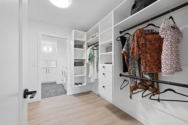 136 Carringvue Pl Nw, House other with 3 bedrooms, 3 bathrooms and 4 parking in Calgary AB | Image 29