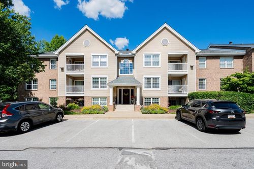204-3 Ginford Pl, CATONSVILLE, MD, 21228-6215 | Card Image