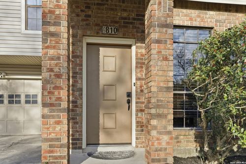 810 Meadow Stone, Converse, TX, 78109-1657 | Card Image