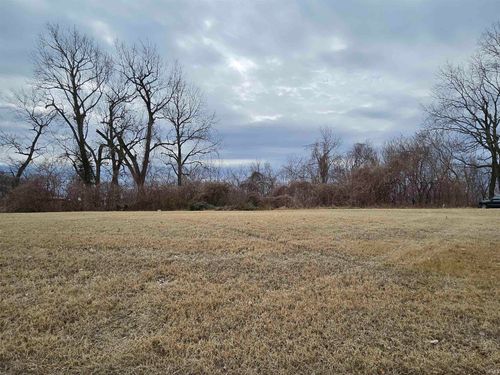 612 Riverview Ct, Evansville, IN, 47713 | Card Image