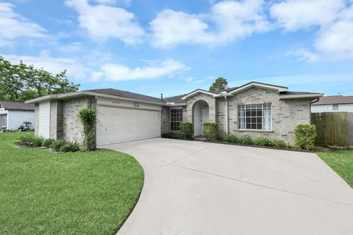 28707 Stapleford St, Spring, TX, 77386-5458 | Card Image