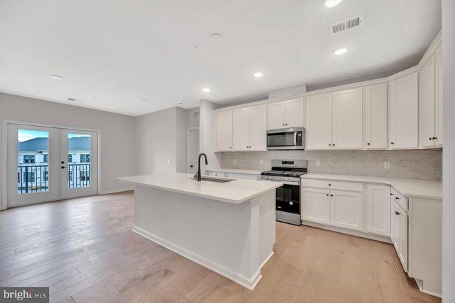UNIT-209 - 1 Culvert Dr, Condo with 2 bedrooms, 2 bathrooms and null parking in PRINCETON JUNCTION NJ | Image 5