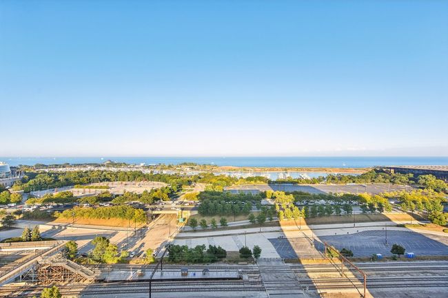 APT-1805 - 1841 S Calumet Ave, Condo with 2 bedrooms, 2 bathrooms and 1 parking in Chicago IL | Image 26