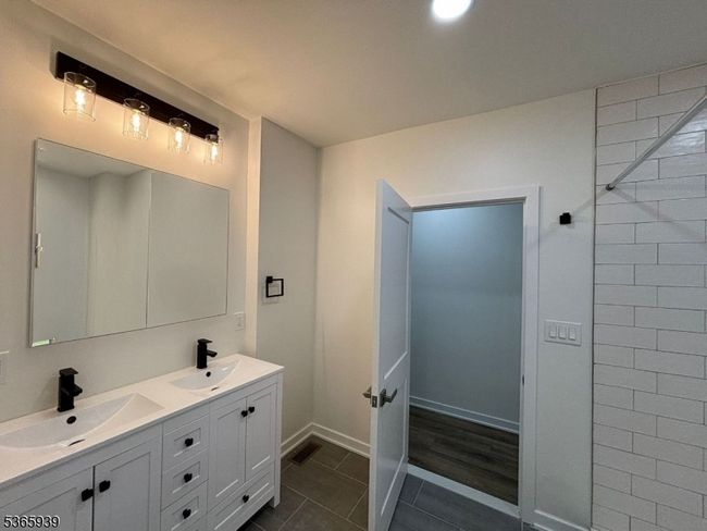 438 Lawrence St, House other with 5 bedrooms, 2 bathrooms and null parking in Burlington City NJ | Image 7