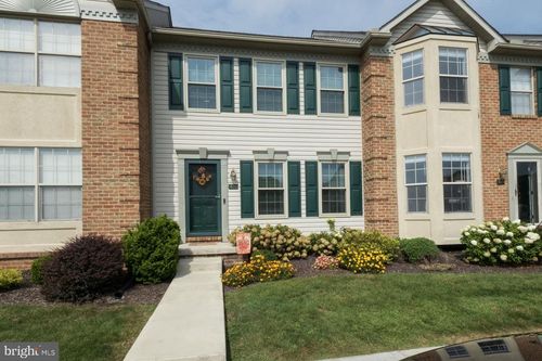 636 Cobblestone Ln, LANCASTER, PA, 17601-3361 | Card Image