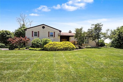174 Marbrook Drive, Dayton, OH, 45429 | Card Image