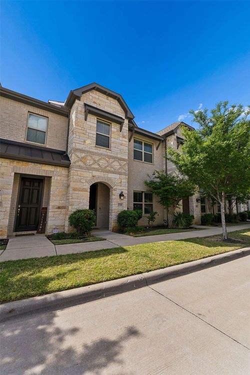 310 Ferndale St, Lewisville, TX, 75056-6725 | Card Image