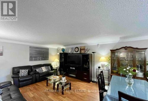 88-140 Ling Rd, Toronto, ON, M1E4V9 | Card Image
