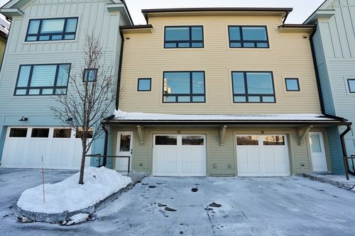 1c-10 Hawley St, Northampton, MA, 01060-3302 | Card Image