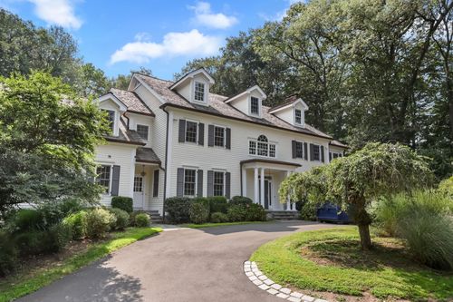 134 Valley Rd, New Canaan, CT, 06840-3810 | Card Image