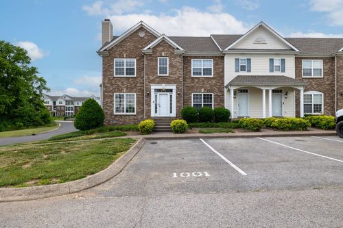1001 Mckenna Dr, Thompsons Station, TN, 37179-5382 | Card Image