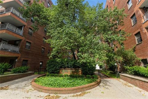 apt-3h-1275 E 51st St, Brooklyn, NY, 11234-2229 | Card Image