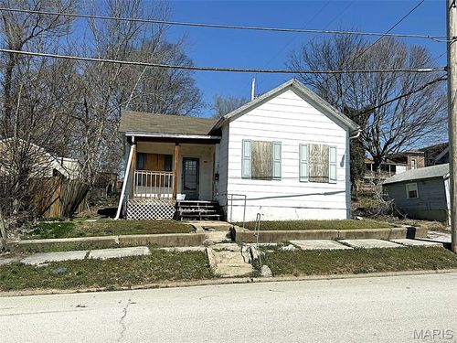 614 Lyon Street, Hannibal, MO, 63401 | Card Image