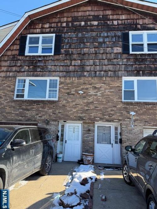 284-282-284 Washington St, Fairview, NJ, 07022-1020 | Card Image