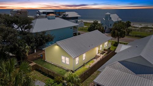 9148 Highway 98, Mexico Beach, FL, 32456 | Card Image