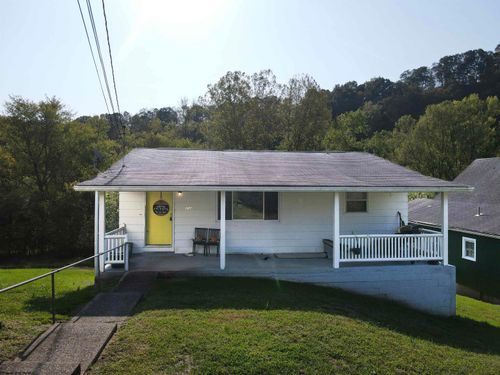 206 College St, Glenville, WV, 26351-1112 | Card Image