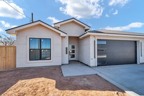 2101A N Main St, Midland, TX, 79705 | Card Image