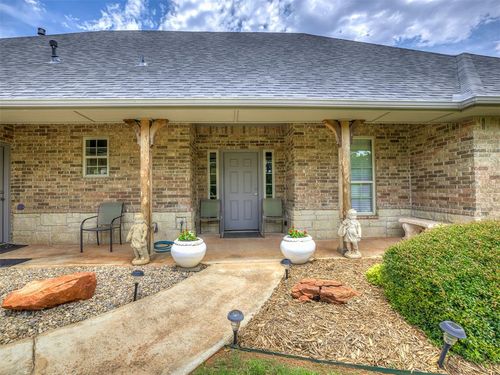 940908 S 3300 Rd, Luther, OK, 73054-6010 | Card Image