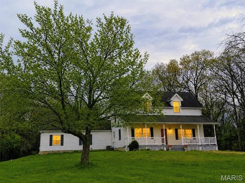 8578 Lizard Ln, Dittmer, MO, 63023-2643 | Card Image