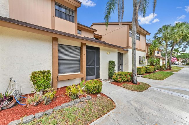 4709 Nw 30 Th St, Condo with 3 bedrooms, 3 bathrooms and null parking in Coconut Creek FL | Image 38