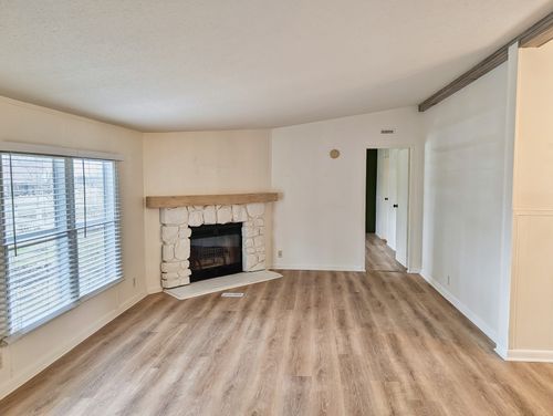 5674 Bending Chestnut Rd, Franklin, TN, 37064-9219 | Card Image