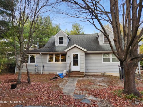 860 Route 72, Barnegat, NJ, 08005-1017 | Card Image